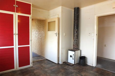 Photo of property in 43 Park Street, Foxton, 4814