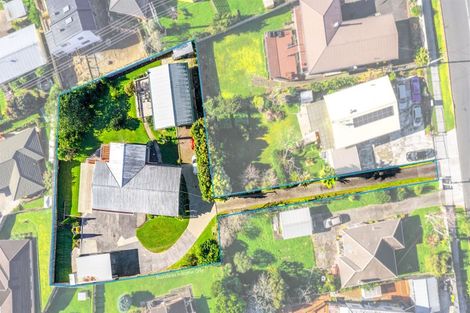 Photo of property in 131 Waimumu Road, Massey, Auckland, 0614