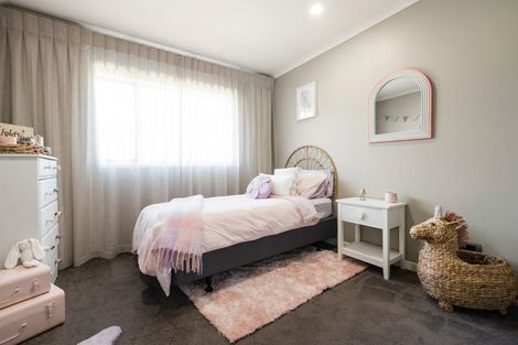 Photo of property in 10 The Dales, Dinsdale, Hamilton, 3204