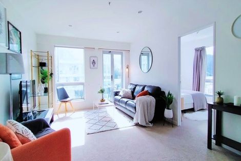 Photo of property in Terrace Heights Apartments, 8c/163 The Terrace, Wellington Central, Wellington, 6011