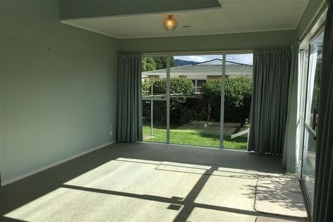 Photo of property in 3/9 Lichfield Street, Stoke, Nelson, 7011