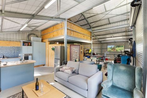 Photo of property in 1 Kristin Place, Manakau, 5573