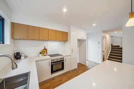 Photo of property in 2/60 Akatarawa Road, Brown Owl, Upper Hutt, 5018