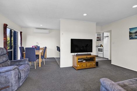 Photo of property in 24 Tawa Street, Hawera, 4610