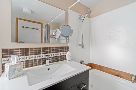 Photo of property in 21 Clipper Place, Redwood, Christchurch, 8051