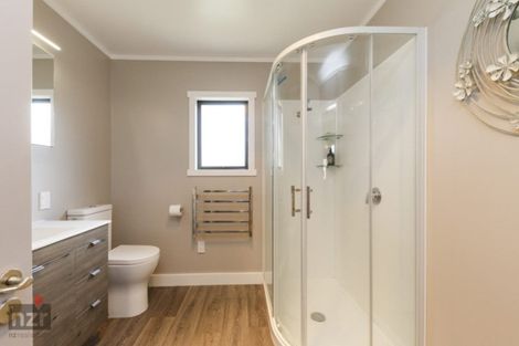 Photo of property in 2a Wellington Street, Feilding, 4702