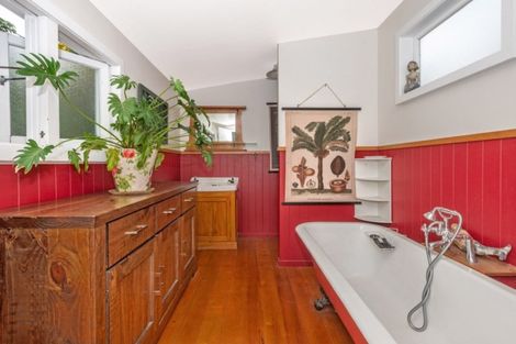 Photo of property in 436 Aberdeen Road, Gisborne, 4010