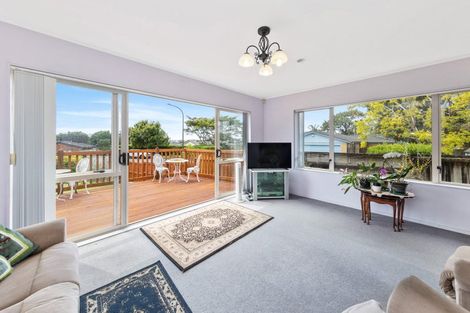 Photo of property in 32 Kohanga Road, Mangere Bridge, Auckland, 2022