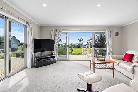 Photo of property in 5 Ara Kahika Lane, One Tree Point, 0118