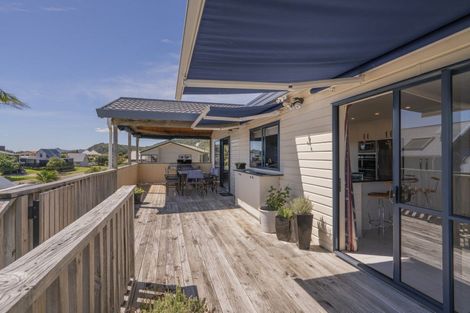 Photo of property in 110 Corokia Place, Matarangi, Whitianga, 3592