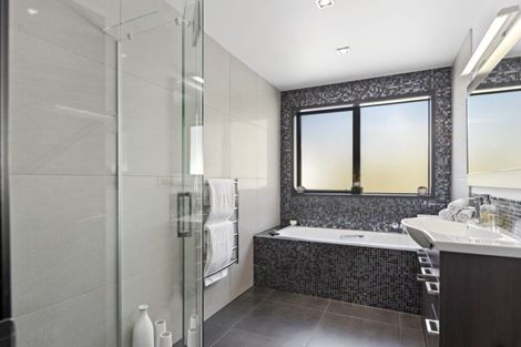 Photo of property in 11 Tarata Court, Redvale, Albany, 0792