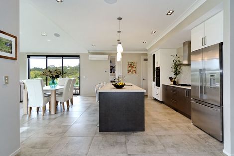 Photo of property in 82a Shaw Road, Oratia, Auckland, 0604