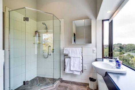 Photo of property in 19a Selwyn Road, Hospital Hill, Napier, 4110