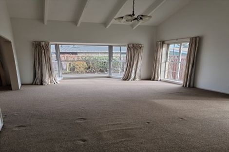 Photo of property in 28 Gladstone Road, Woodend, 7610