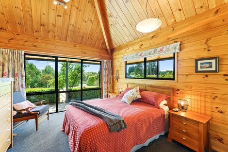 Photo of property in 25 Kensington Drive, Peka Peka, Waikanae, 5391