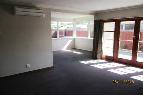 Photo of property in 64 Wingate Street, Redwood, Christchurch, 8051