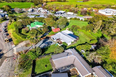 Photo of property in 8 Doctors Hill Road, Maungaturoto, 0520