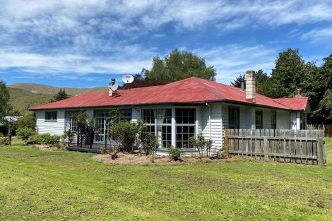 Photo of property in 2122 Fairlie Tekapo Road, Burkes Pass, Fairlie, 7987