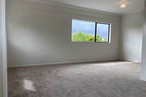 Photo of property in 89 Chelsea View Drive, Chatswood, Auckland, 0626