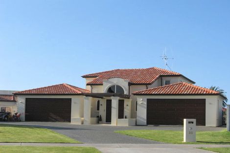 Photo of property in 22 Sovereign Drive, Papamoa Beach, Papamoa, 3118