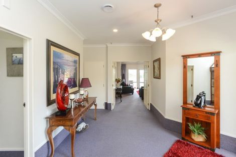 Photo of property in 20a Busby Hill, Havelock North, 4130