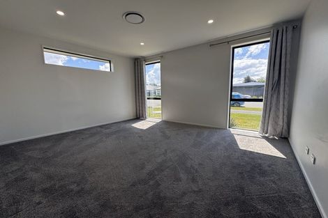 Photo of property in 92 Muirhill Street, Halswell, Christchurch, 8025