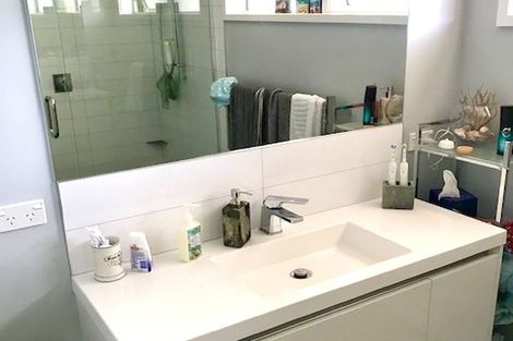 Photo of property in 161 Karewa Parade, Papamoa Beach, Papamoa, 3118