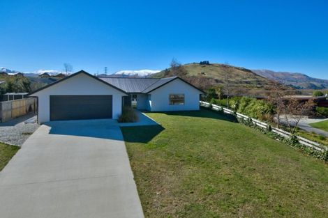 Photo of property in 3 Widgeon Place, Lake Hayes, Queenstown, 9304