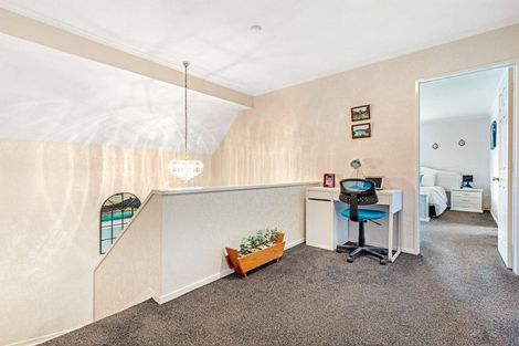 Photo of property in 14 Thelma Place, Lynmore, Rotorua, 3010