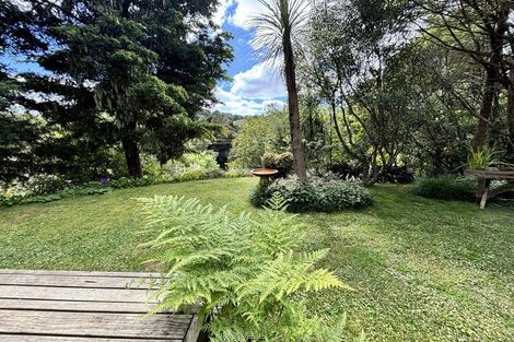 Photo of property in 64 Paparoa Station Road, Paparoa, 0571