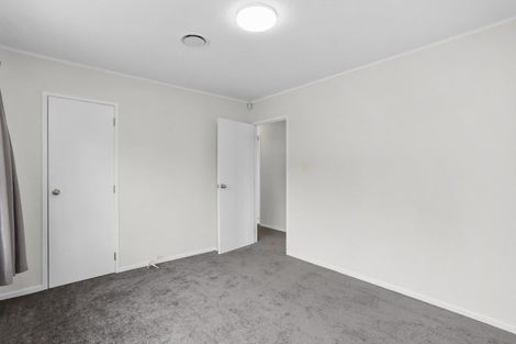 Photo of property in 2/152 Rathgar Road, Henderson, Auckland, 0610
