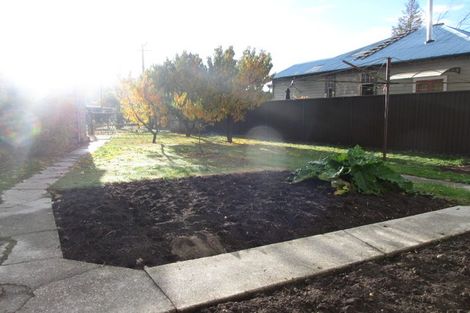 Photo of property in 2 Pyke Street, Clyde, 9330