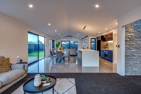 Photo of property in 27 Reece Place, Marshland, Christchurch, 8051