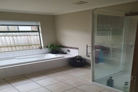 Photo of property in 59 Laing Crescent, Heathcote Valley, Christchurch, 8022