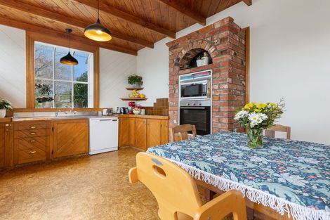 Photo of property in 3 Hawea Street, Merrilands, New Plymouth, 4312