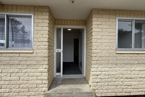 Photo of property in 37 Taurus Crescent, Beach Haven, Auckland, 0626