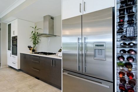 Photo of property in 82a Shaw Road, Oratia, Auckland, 0604