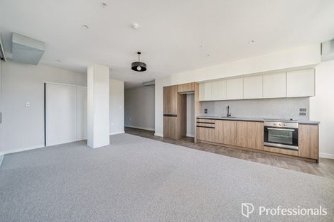 Photo of property in Unit 302,l3, 302/14 Laings Road, Hutt Central, Lower Hutt, 5010