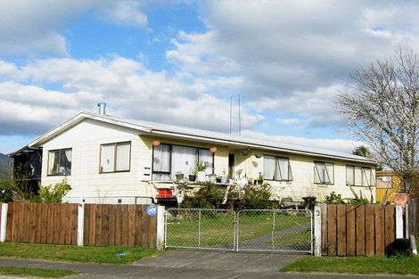 Photo of property in 21 Karamea Street, Murupara, 3025