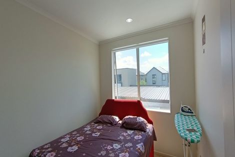 Photo of property in 25 Hakawai Avenue, Takanini, 2112