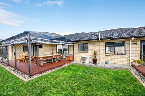 Photo of property in 7 Kahika Grove, Huapai, Kumeu, 0810