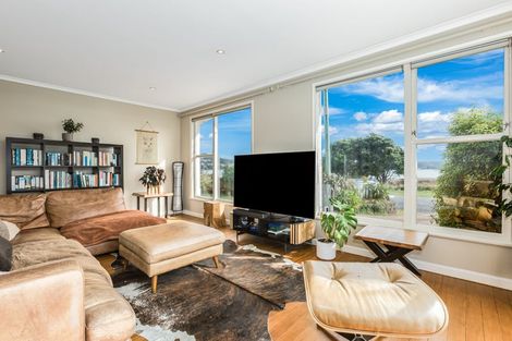 Photo of property in 7 Motukaraka Point, Pauatahanui, Porirua, 5381
