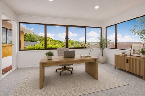 Photo of property in 3 Tilia Place, Totara Heights, Auckland, 2105