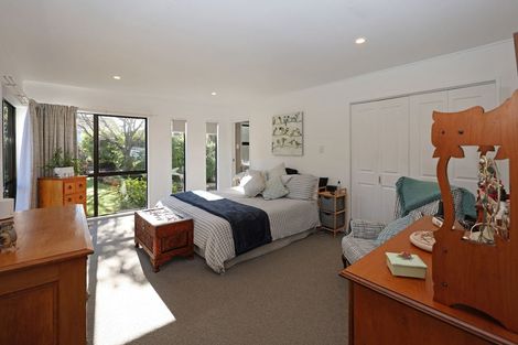 Photo of property in 11 Leven Street, South Hill, Oamaru, 9400