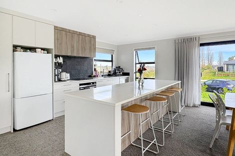 Photo of property in 2 Te Au Lane, Cambridge, 3434