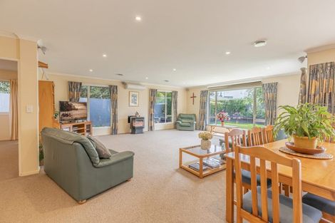 Photo of property in 324a Halswell Road, Halswell, Christchurch, 8025