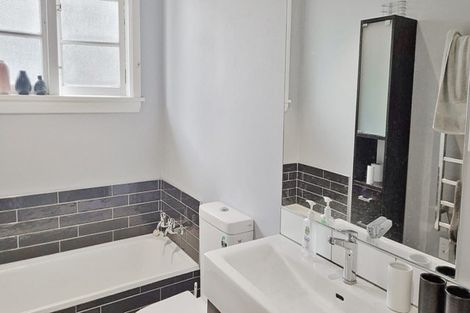 Photo of property in 174 Yaldhurst Road, Sockburn, Christchurch, 8042