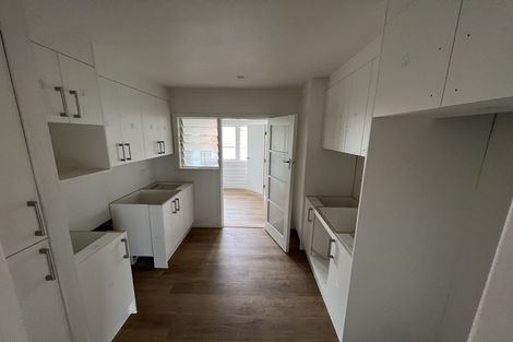 Photo of property in 6 Brighton Terrace, Murrays Bay, Auckland, 0630