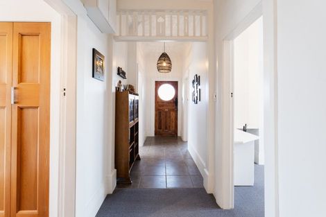 Photo of property in 33 Ings Avenue, Saint Clair, Dunedin, 9012