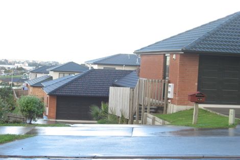 Photo of property in 42 Saralee Drive, Manurewa, Auckland, 2105